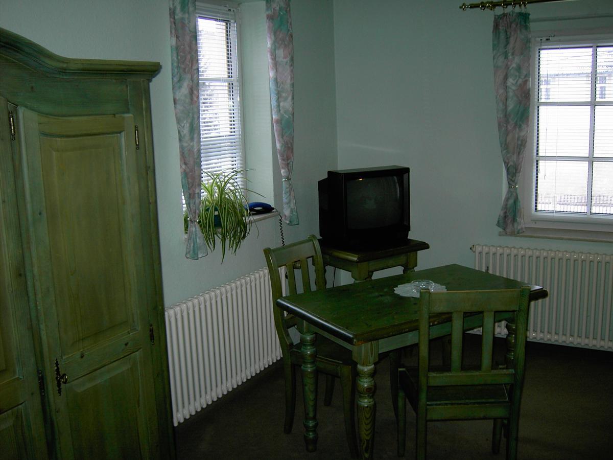 Landhotel Am Fuchsbach Berga  ภายนอก รูปภาพ