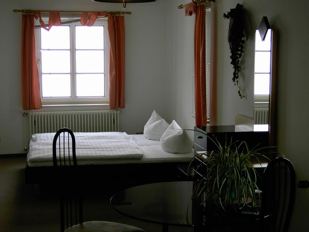 Landhotel Am Fuchsbach Berga  ภายนอก รูปภาพ